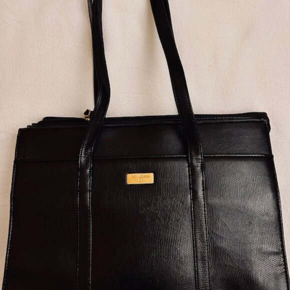 St. John black totebag - Picture 1 of 7